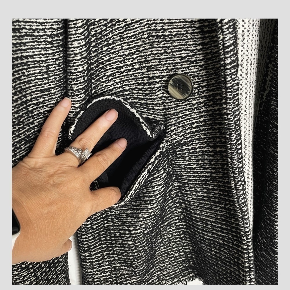 Chicos Blazer Jacket Shacket Long Line Black White Frayed Hem Button Front Sz 0 - Picture 7 of 12